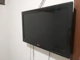 TV  dinding digital merk LG