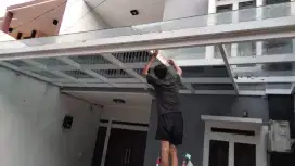 Kaca film untuk menahan panas canopy kaca rumah