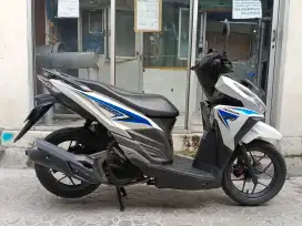 Vario 125 LED 2015 bisa kredit