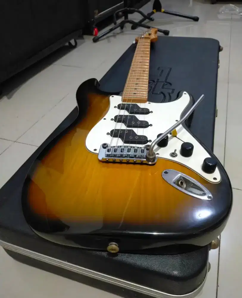 Gitar listrik G&L comanche 2002 Made in USA