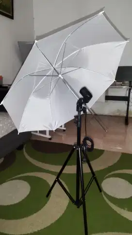 Lampu payung tripod