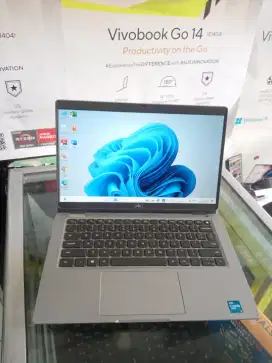 Laptop Dell Latitude 5320 Core I5 Gen 11 Ram 8 SSD 256 Intel Iris xe