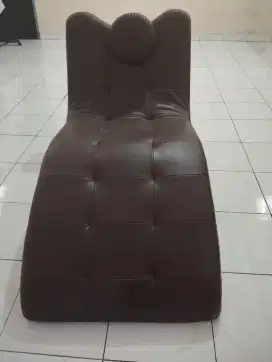 Sofa santai Merk MODIS