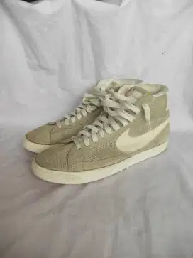 Nike blazer mid gray size 44/28 cm