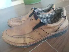 Preloved Sepatu Jims Jocker Tan Size 41
