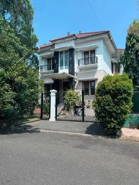 FOR SALE RUMAH SIAP HUNI DI PONDOK INDAH JAKARTA SELATAN