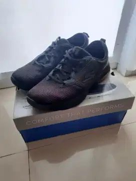 Sepatu olahraga skechers original