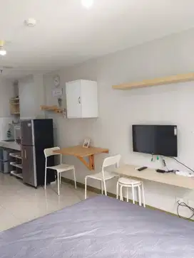 DISEWA APARTEMEN GADING GREEN HILL STUDIO LANTAI TINGGI