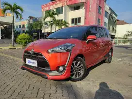 DP Rendah - Toyota Sienta 1.5 Q Bensin-AT 2016 Orange (FEN)