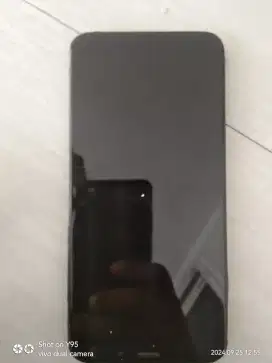 Redmi 5 plus 4/64 minus batre dan lcd pecah