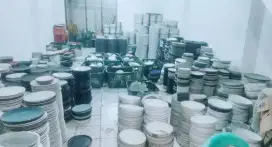 Piring keramik lestoran