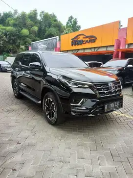 Toyota Fortuner GR Sport 2.4 2021