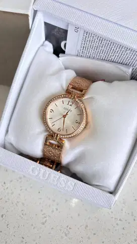 DIJUAL CEPAT! GUESS WATCHES ROSE GOLD!!