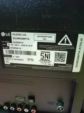 Tv LG 32 inci type LM550