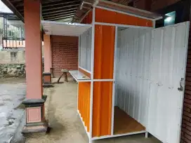 Booth container