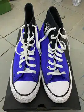 Dijual sepatu converse size 45