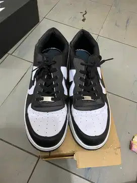 Dijual sepatu nike size 47 bagus