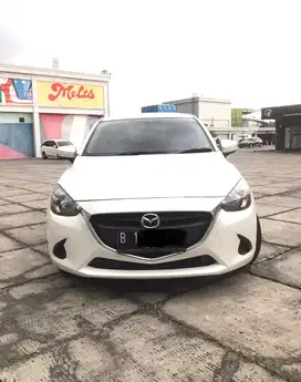 Mazda 2 skyactive