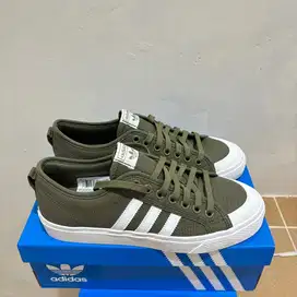 sepatu casual adidas original size 43