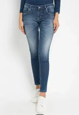 X EIGHT - ERIKA JEANS