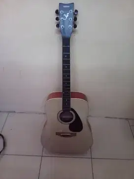 Gitar Akustik Elektrik