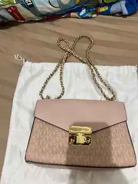 Tas michael kors signature pink