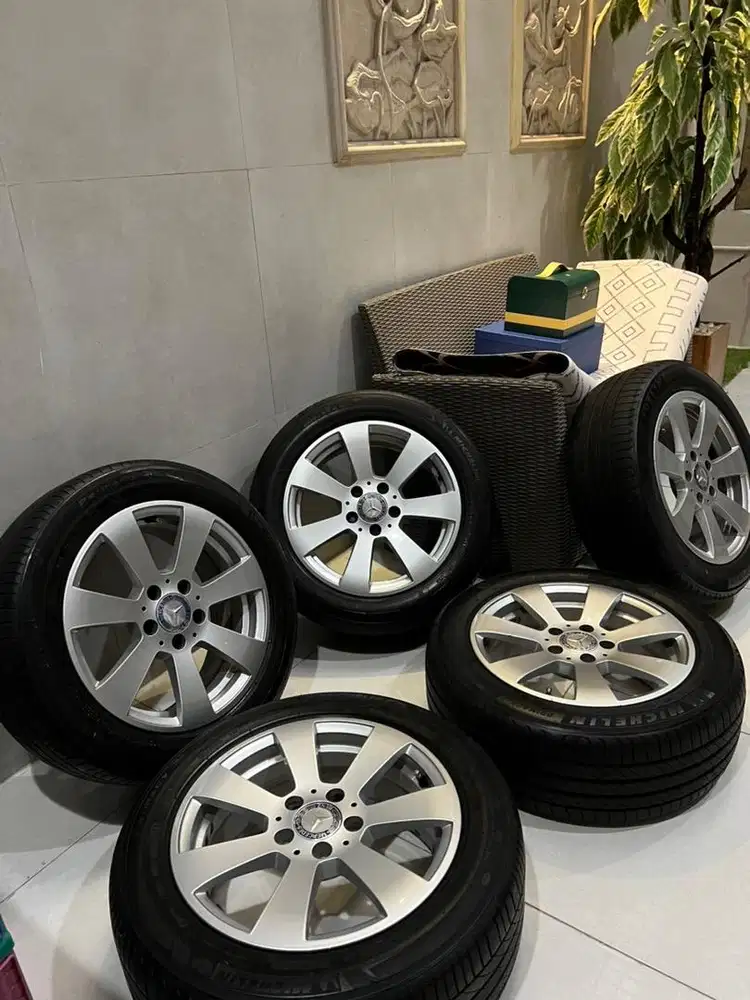 Velg OEM Mercy C200 C class Mercedes ring 16 bonus ban Michelin