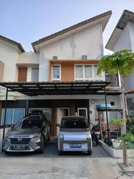 Familia urban dharmawangsa (over credit)
