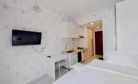 Disewakan apartemen studio Sky House Bsd view kolam