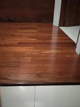 lantai kayu kempas finishing uv coating
