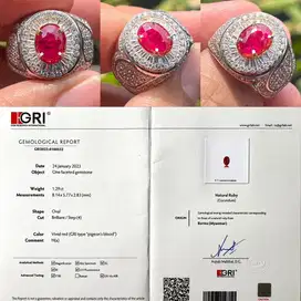 Natural Vivid Red Ruby Burma 1.29crt H(a) serti GRI Lab