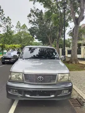 Toyota kijang krista diesel 2001 bahan bakar bio solar,hemat, terawat