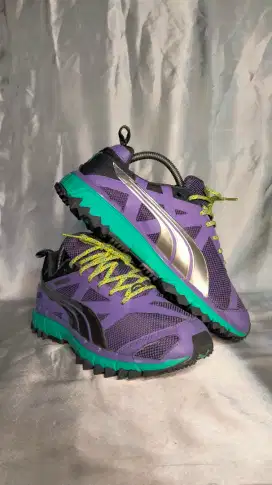Sepatu Puma Size 39-40