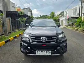 Fortuner 2.7 SRZ TRD S 2018 / KM 11.rb