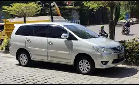 Toyota Kijang Innova 2012 Bensin