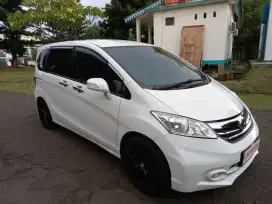 Honda Freed 1.5 Type E A/T PSD 2013 Fred automatic matic