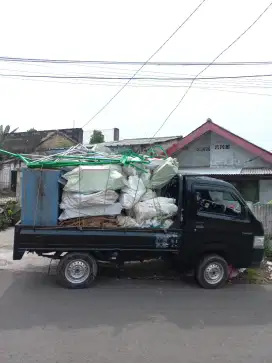 Rongsokan limbah barang bekas