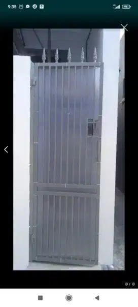 Di kontrakan bulanan kamar kosong lantai 2,kamar mandi dalam kamar