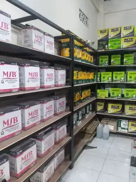 Aki mobil baru dan second