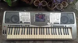 Yamaha psr 2000