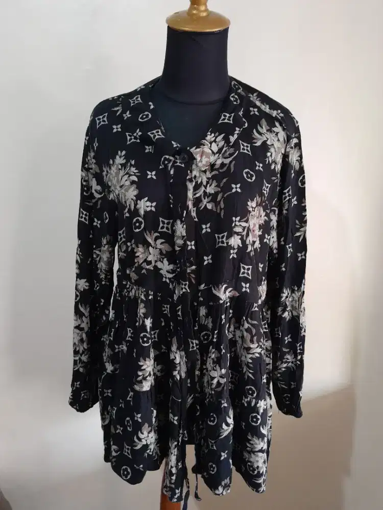 Setelan wanita preloved