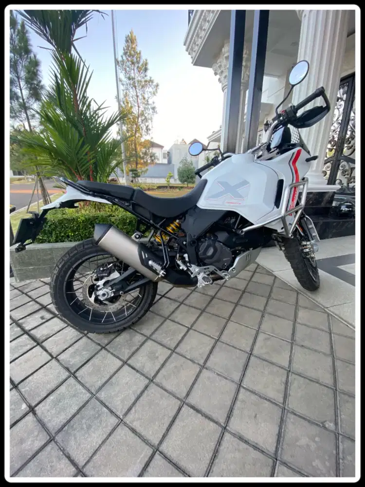 DUCATI DESERT-X