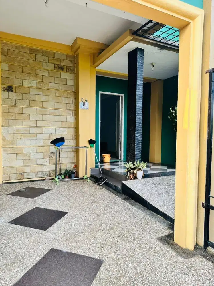 Disewakan rumah 2 lt