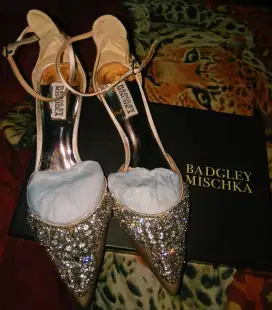 Badgley mischka heels