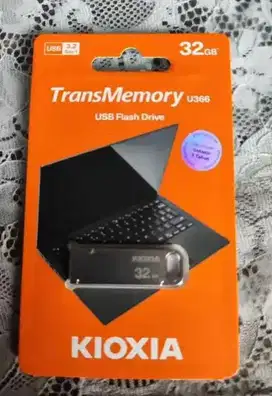 FLASHDISK 32 gb merek kioxiA