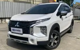 Mitsubishi Xpander 1.5 Cross Bensin-AT 2022 Putih /