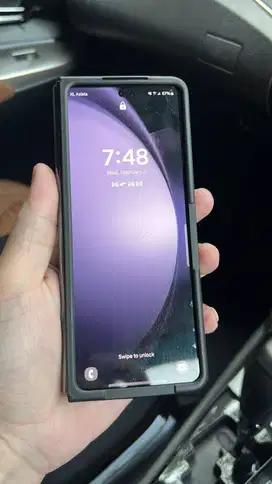 Samsung Z Fold 3 256gb lengkap mulus total