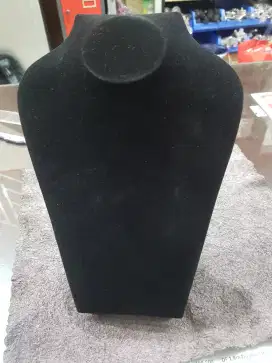 Black kalung bedu sedang