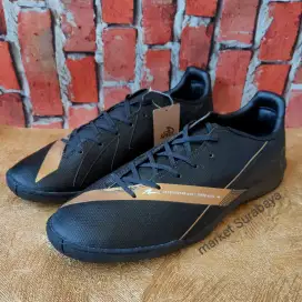 Sepatu futsal specs UNO in original