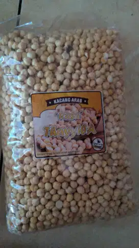 Kacang Arab Rasa Bawang 1kg